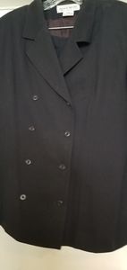 2 piece business suit in NAVY